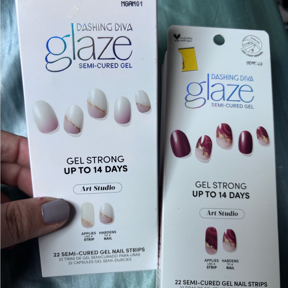 Dashing diva Glaze Semi-Cured Gel Nail Strips